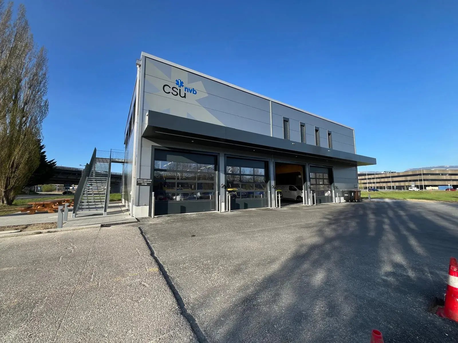 Centre d'ambulances CSU-NVB à Yverdon-les-Bains - Electricité & Domotique - VOé gasser